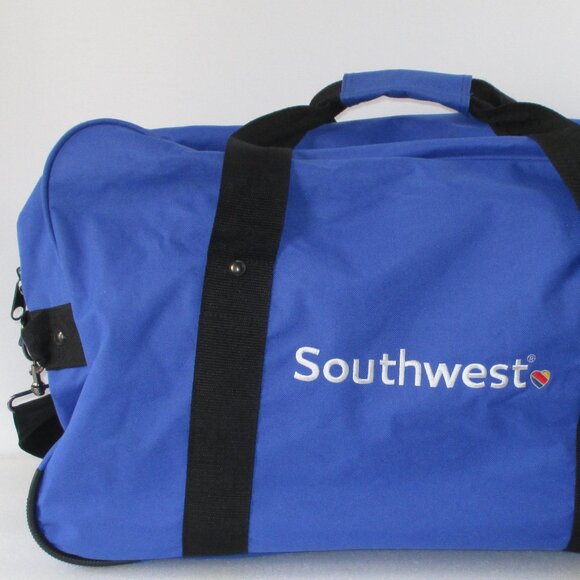 SOUTHWEST BIG BLUE DUFFLE BAG - Picture 7 of 9